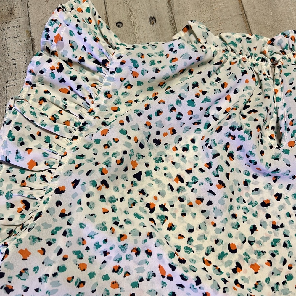 Thml Size M, Dotted Accent Pattern, Ruffled Neck … - image 8